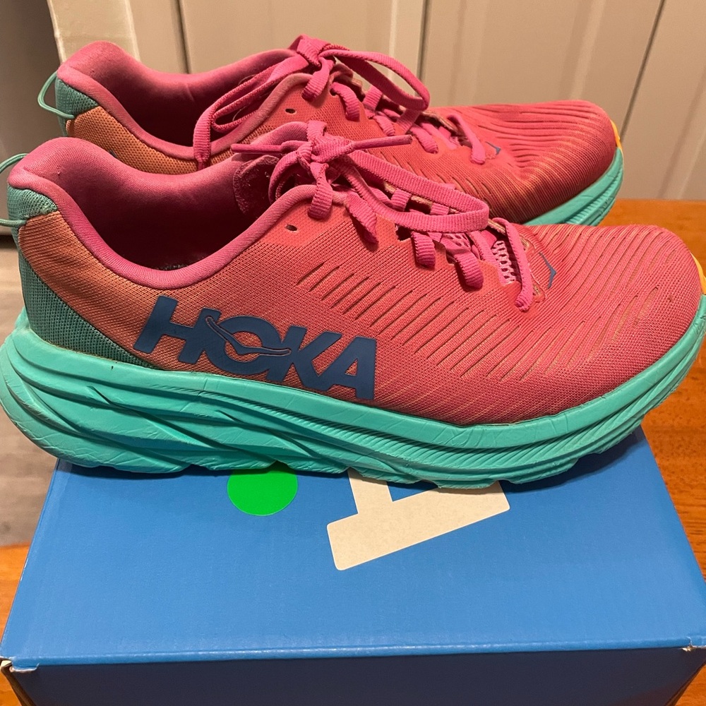 HOKA ONE ONE Rincon3Road-Running Shoes Women’s .